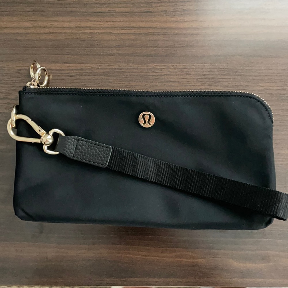 Lululemon Now and Always Pouch